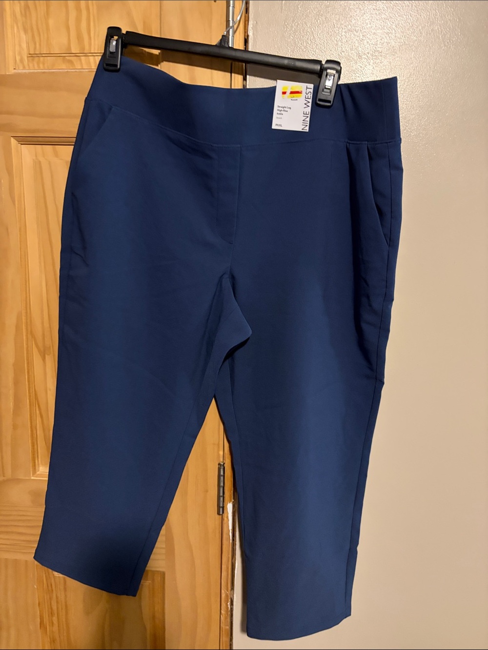 Nine West Girls' Navy Capri Leggings